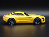 VN Leksaker Bilar Cars metall 1:64 Mercedes AMG GT S Gul 3992