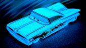 Leksaker Disney Cars Bilar metall Glow Racers Självlysande Ramone Blue