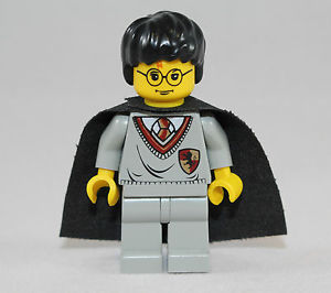 Lego Figur Harry Potter ljusgrå Klassisk helsvart Mantel