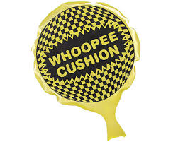 Pruttkudde Brakare Whoopee Cushion Självuppblåsbar MINI 8cm Gul